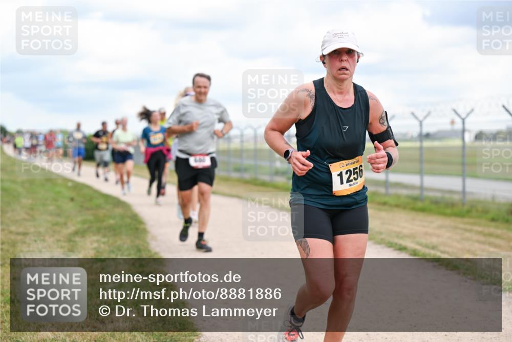 14.09.2025 - Airport Race Dr. Thomas Lammeyer http://msf.ph/oto/8881886 14.09.2025 12:34:12 Laufen 1256 meine-sportfotos.de