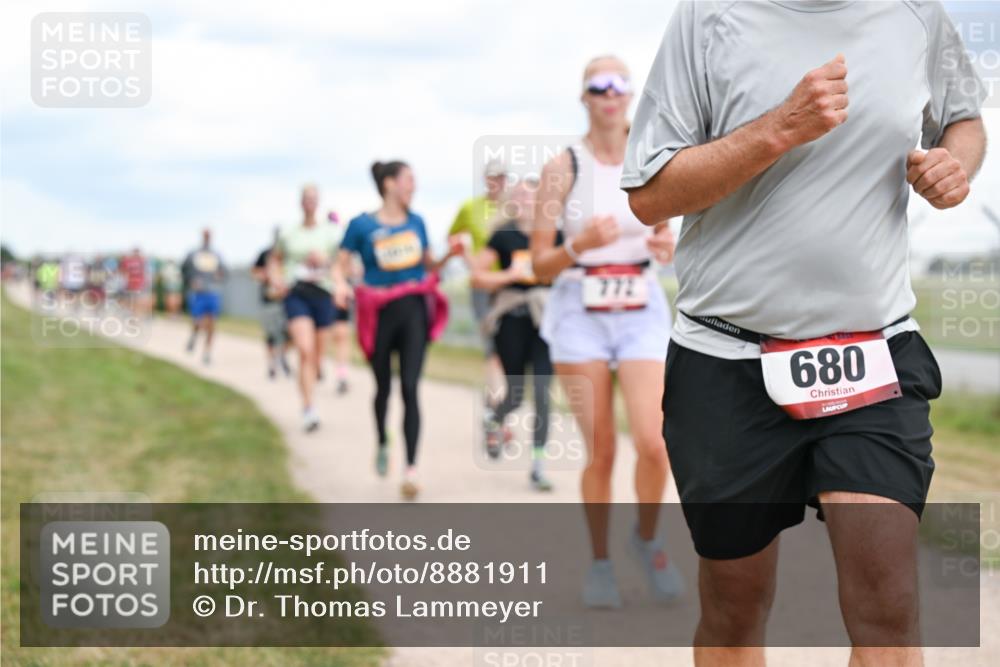 14.09.2025 - Airport Race Dr. Thomas Lammeyer http://msf.ph/oto/8881911 14.09.2025 12:34:15 Laufen 680 meine-sportfotos.de
