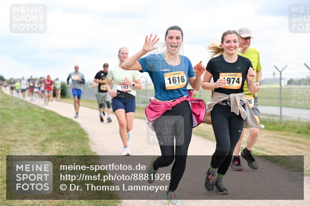 14.09.2025 - Airport Race Dr. Thomas Lammeyer http://msf.ph/oto/8881926 14.09.2025 12:34:16 Laufen 103, 1616, 974, 6 meine-sportfotos.de