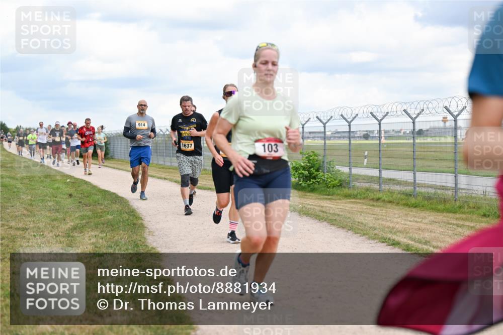 14.09.2025 - Airport Race Dr. Thomas Lammeyer http://msf.ph/oto/8881934 14.09.2025 12:34:17 Laufen 1404, 914, 1637, 103 meine-sportfotos.de