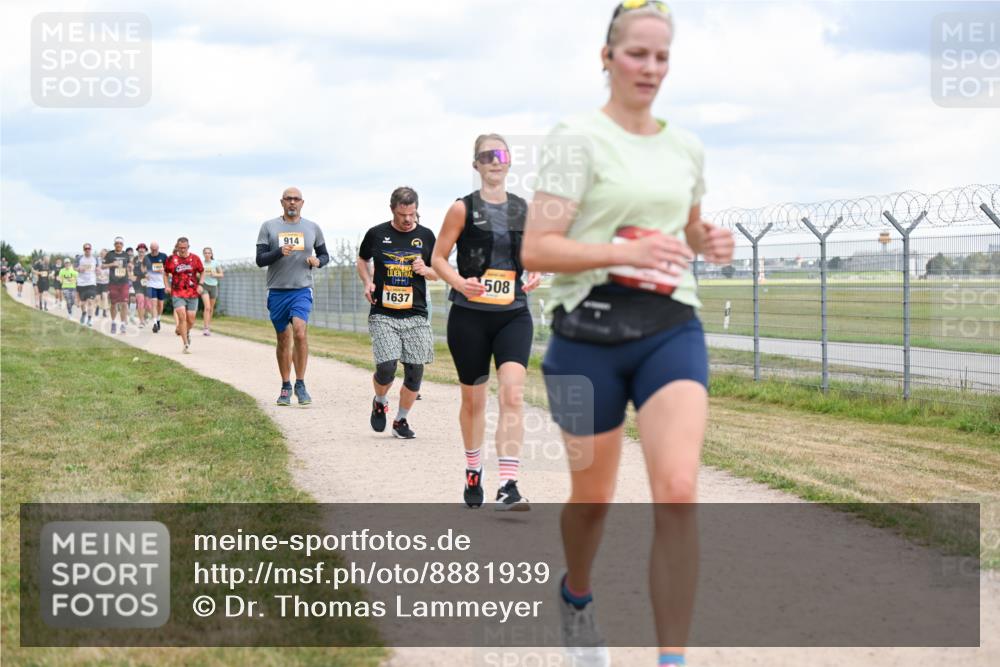 14.09.2025 - Airport Race Dr. Thomas Lammeyer http://msf.ph/oto/8881939 14.09.2025 12:34:18 Laufen 914, 1637, 508 meine-sportfotos.de