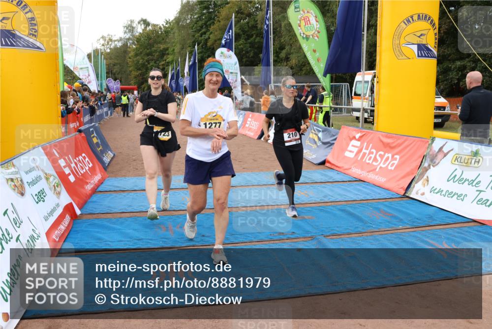 14.09.2025 - Airport Race Strokosch-Dieckow http://msf.ph/oto/8881979 14.09.2025 12:43:38 Ziel 54, 210, 464, 660, 1277, 1561, 1723, 2070, 2182 meine-sportfotos.de