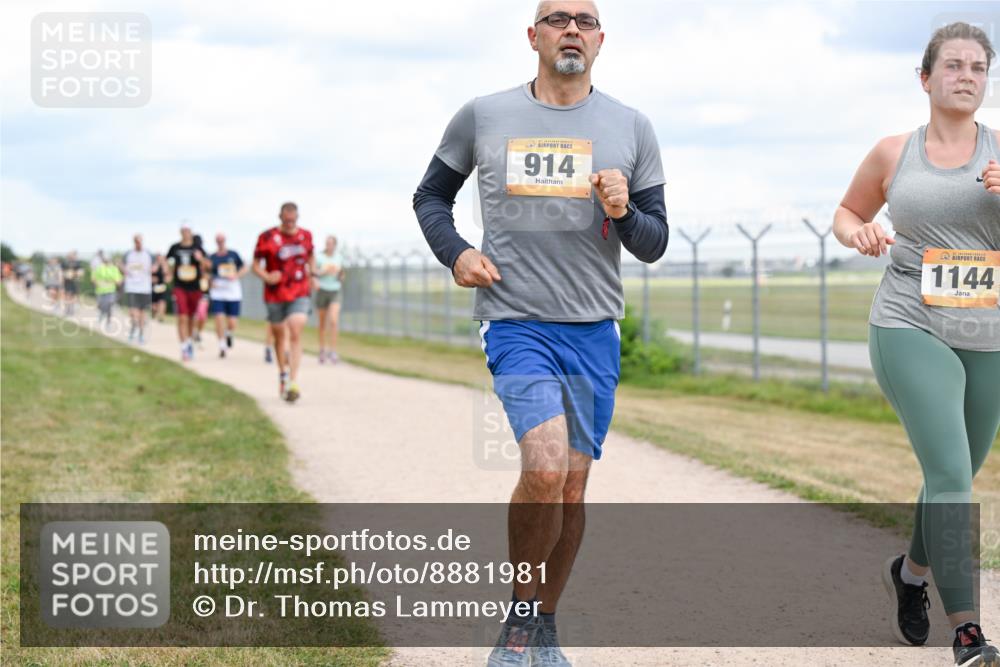 14.09.2025 - Airport Race Dr. Thomas Lammeyer http://msf.ph/oto/8881981 14.09.2025 12:34:23 Laufen 914, 1144 meine-sportfotos.de