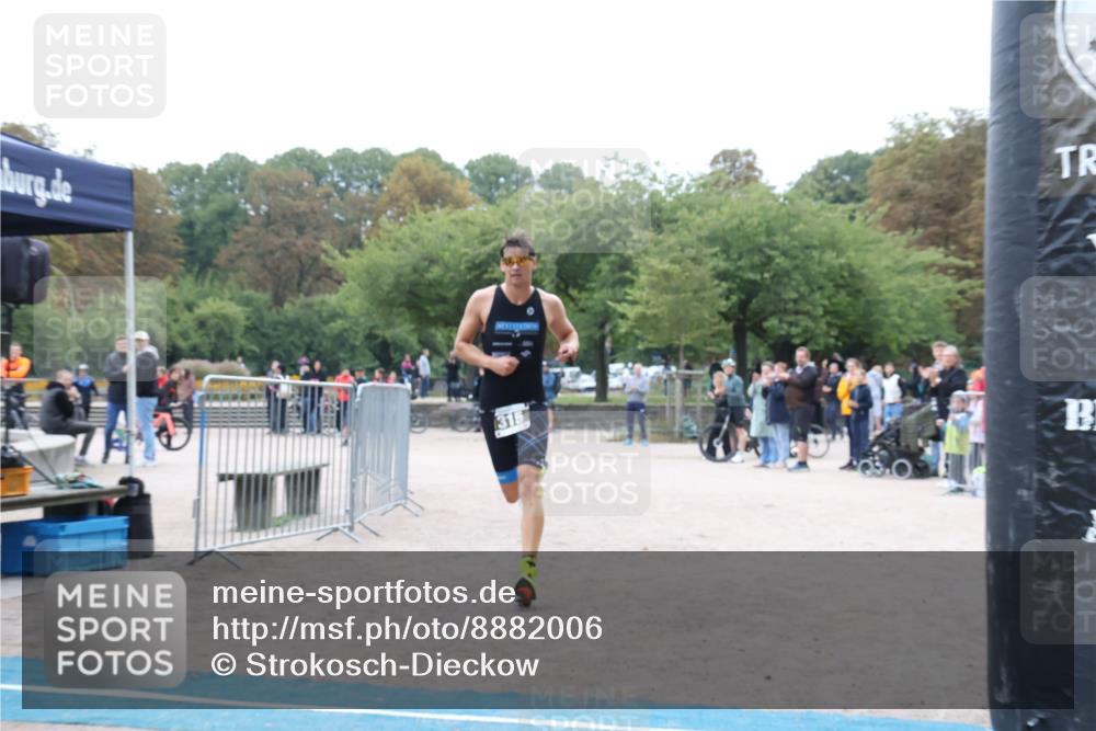 14.09.2025 - Stadtparktriathlon Strokosch-Dieckow http://msf.ph/oto/8882006 14.09.2025 09:39:04 Ziel 315 meine-sportfotos.de
