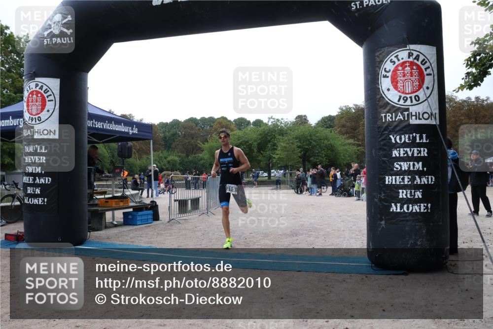 14.09.2025 - Stadtparktriathlon Strokosch-Dieckow http://msf.ph/oto/8882010 14.09.2025 09:39:04 Ziel 315 meine-sportfotos.de