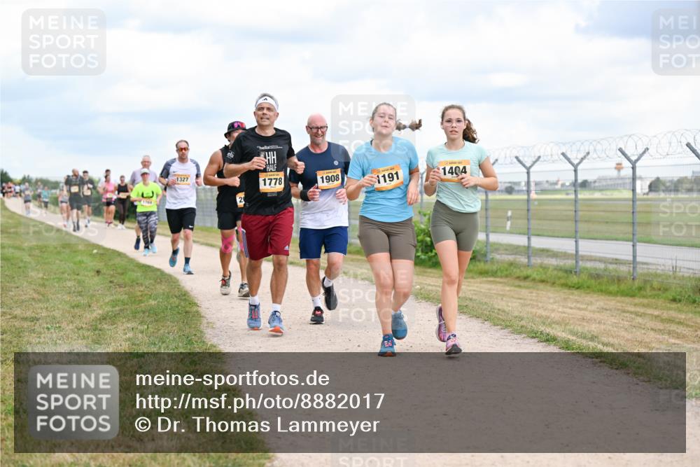 14.09.2025 - Airport Race Dr. Thomas Lammeyer http://msf.ph/oto/8882017 14.09.2025 12:34:29 Laufen 1769, 1327, 1778, 1908, 1191, 1404, 20 meine-sportfotos.de