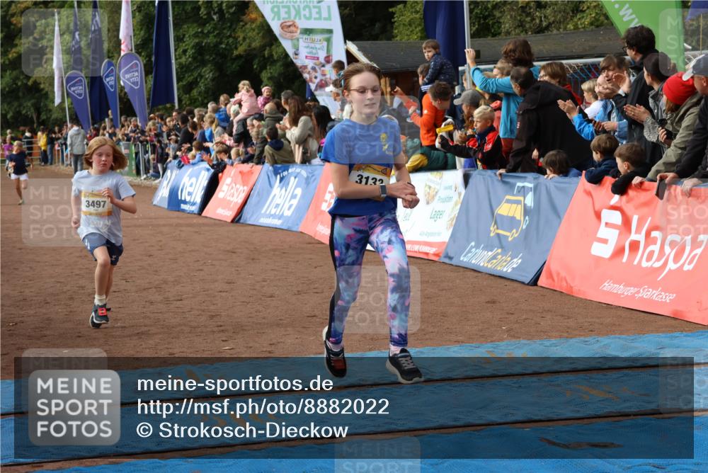 14.09.2025 - Airport Race Strokosch-Dieckow http://msf.ph/oto/8882022 14.09.2025 10:28:13 Ziel 3035, 3133, 3381, 3384, 3497 meine-sportfotos.de
