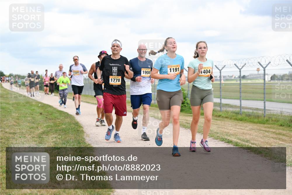 14.09.2025 - Airport Race Dr. Thomas Lammeyer http://msf.ph/oto/8882023 14.09.2025 12:34:29 Laufen 1327, 1778, 1191, 1908, 1404 meine-sportfotos.de