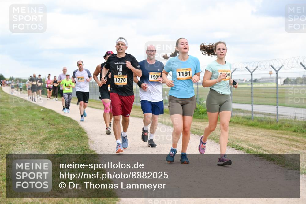 14.09.2025 - Airport Race Dr. Thomas Lammeyer http://msf.ph/oto/8882025 14.09.2025 12:34:29 Laufen 1769, 1191, 1908, 94, 1327, 1778 meine-sportfotos.de