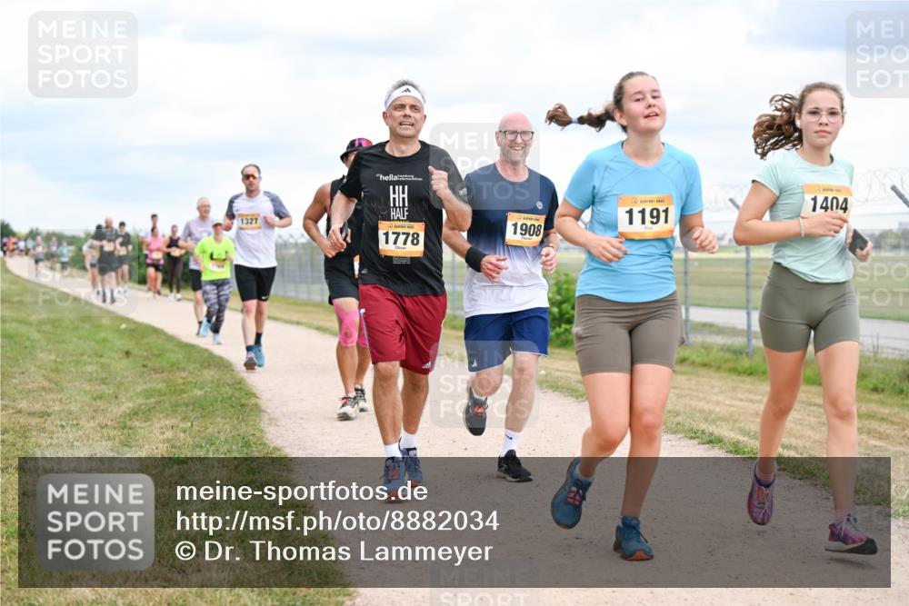 14.09.2025 - Airport Race Dr. Thomas Lammeyer http://msf.ph/oto/8882034 14.09.2025 12:34:30 Laufen 1327, 1778, 1908, 1191, 1404 meine-sportfotos.de