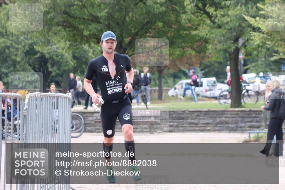 14.09.2025 - Stadtparktriathlon Strokosch-Dieckow http://msf.ph/oto/8882038 14.09.2025 09:41:03 Ziel 355 meine-sportfotos.de