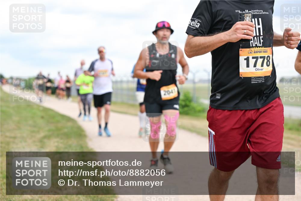 14.09.2025 - Airport Race Dr. Thomas Lammeyer http://msf.ph/oto/8882056 14.09.2025 12:34:32 Laufen 27, 42, 1778, 2041 meine-sportfotos.de