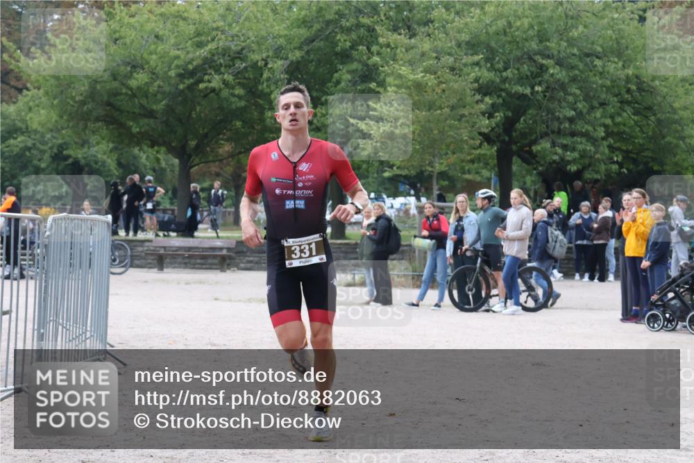 14.09.2025 - Stadtparktriathlon Strokosch-Dieckow http://msf.ph/oto/8882063 14.09.2025 09:41:29 Ziel 331 meine-sportfotos.de