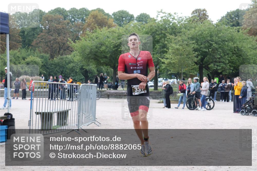 14.09.2025 - Stadtparktriathlon Strokosch-Dieckow http://msf.ph/oto/8882065 14.09.2025 09:41:29 Ziel 331 meine-sportfotos.de