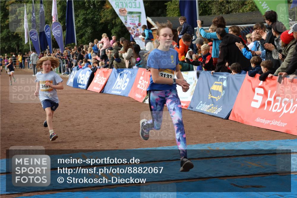 14.09.2025 - Airport Race Strokosch-Dieckow http://msf.ph/oto/8882067 14.09.2025 10:28:13 Ziel 3035, 3133, 3381, 3384, 3497 meine-sportfotos.de