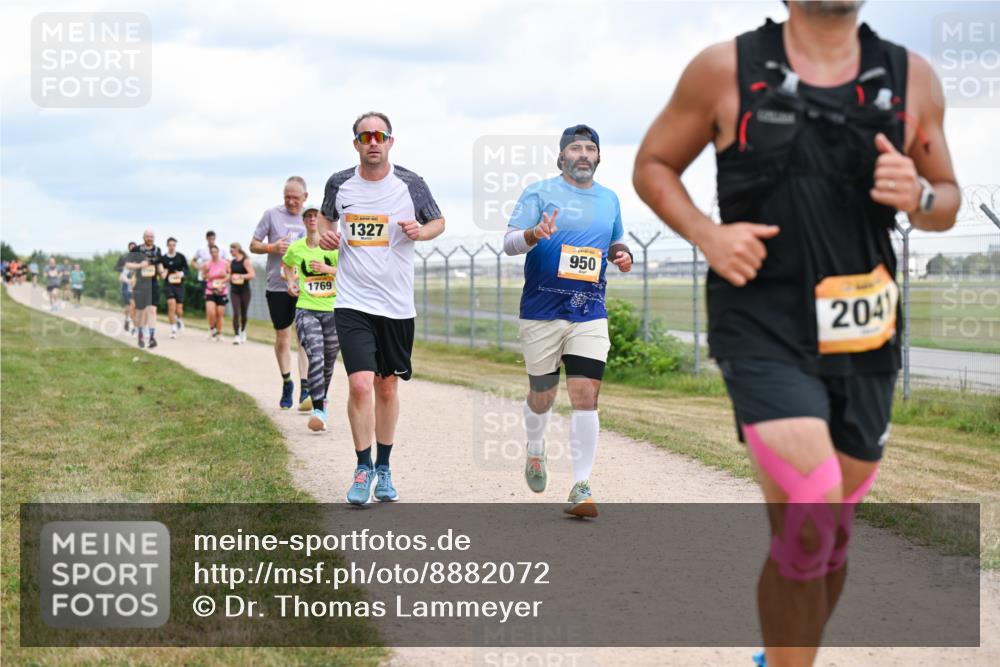 14.09.2025 - Airport Race Dr. Thomas Lammeyer http://msf.ph/oto/8882072 14.09.2025 12:34:33 Laufen 1769, 1327, 950, 2041 meine-sportfotos.de