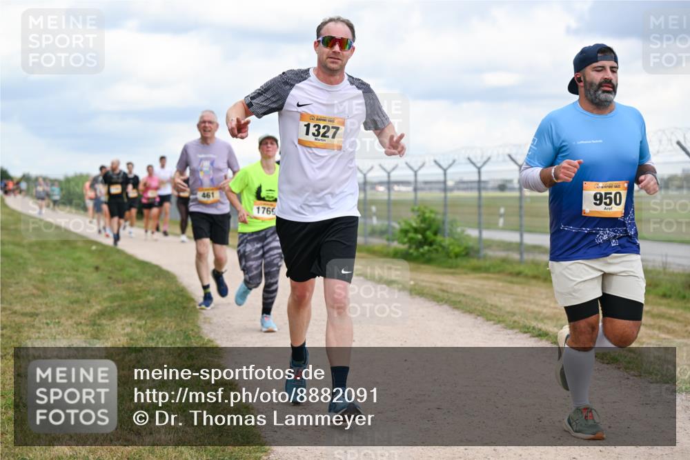 14.09.2025 - Airport Race Dr. Thomas Lammeyer http://msf.ph/oto/8882091 14.09.2025 12:34:34 Laufen 461, 1769, 1327, 950 meine-sportfotos.de