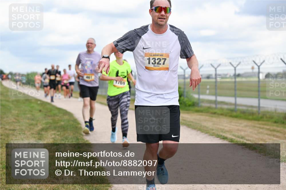 14.09.2025 - Airport Race Dr. Thomas Lammeyer http://msf.ph/oto/8882097 14.09.2025 12:34:34 Laufen 1769, 1327 meine-sportfotos.de