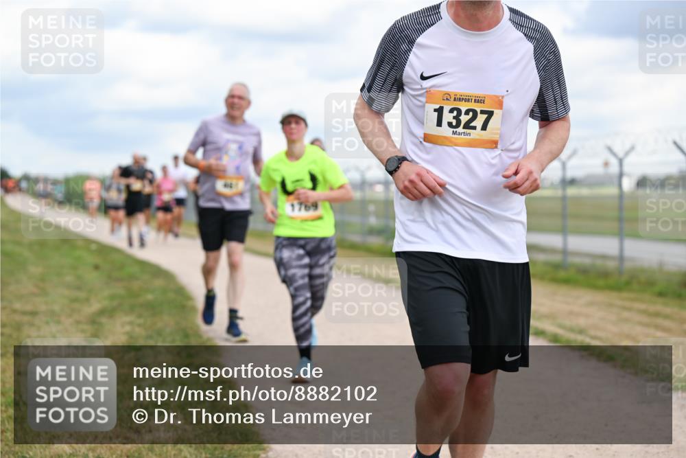 14.09.2025 - Airport Race Dr. Thomas Lammeyer http://msf.ph/oto/8882102 14.09.2025 12:34:35 Laufen 1769, 42, 1327 meine-sportfotos.de
