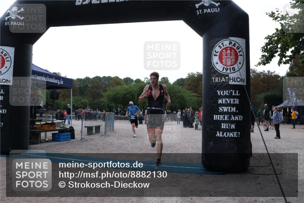 14.09.2025 - Stadtparktriathlon Strokosch-Dieckow http://msf.ph/oto/8882130 14.09.2025 09:43:29 Ziel 307, 310, 351 meine-sportfotos.de