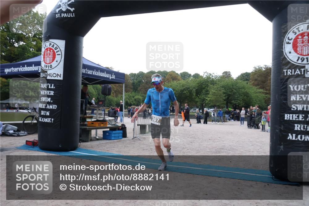 14.09.2025 - Stadtparktriathlon Strokosch-Dieckow http://msf.ph/oto/8882141 14.09.2025 09:43:30 Ziel 307, 310, 351 meine-sportfotos.de
