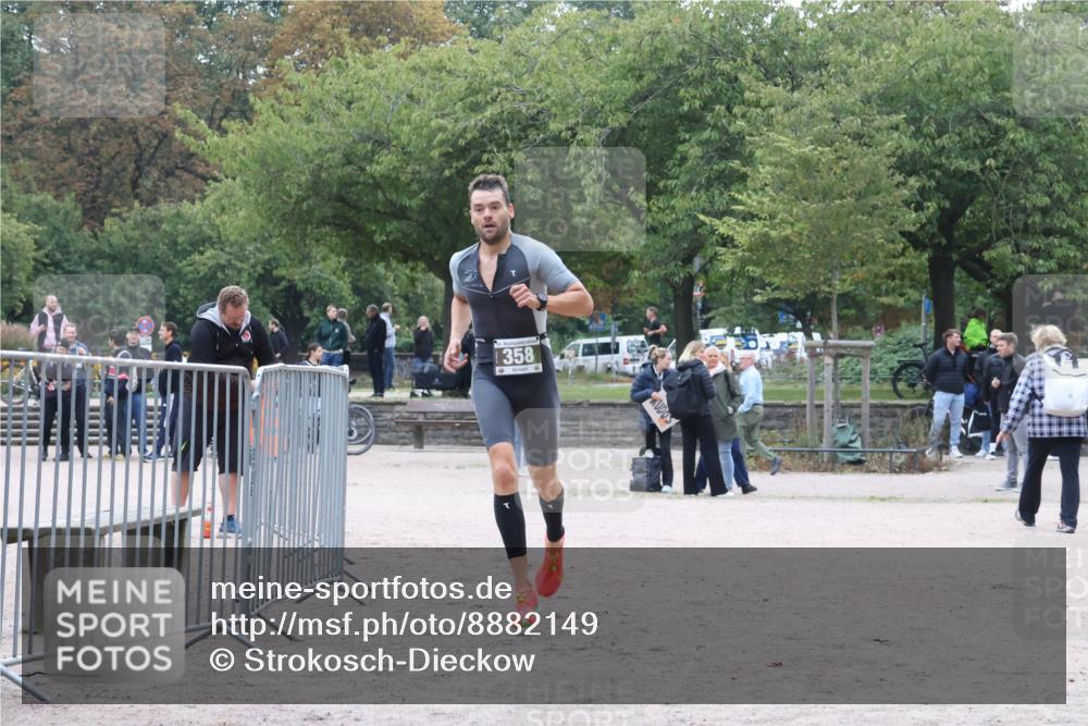 14.09.2025 - Stadtparktriathlon Strokosch-Dieckow http://msf.ph/oto/8882149 14.09.2025 09:43:47 Ziel 358 meine-sportfotos.de