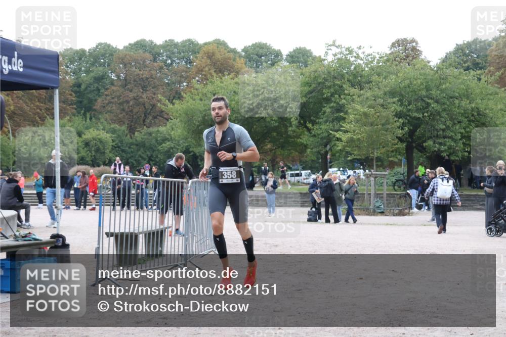 14.09.2025 - Stadtparktriathlon Strokosch-Dieckow http://msf.ph/oto/8882151 14.09.2025 09:43:48 Ziel 358 meine-sportfotos.de