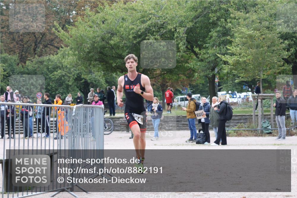 14.09.2025 - Stadtparktriathlon Strokosch-Dieckow http://msf.ph/oto/8882191 14.09.2025 09:44:24 Ziel 314 meine-sportfotos.de