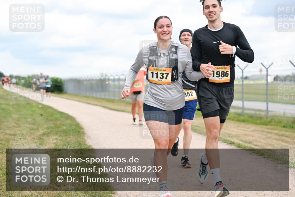 14.09.2025 - Airport Race Dr. Thomas Lammeyer http://msf.ph/oto/8882232 14.09.2025 12:34:45 Laufen 1137, 352, 1986 meine-sportfotos.de