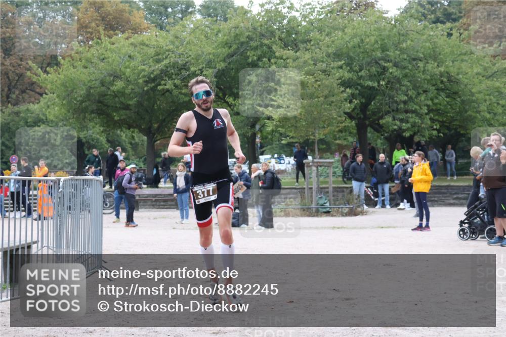 14.09.2025 - Stadtparktriathlon Strokosch-Dieckow http://msf.ph/oto/8882245 14.09.2025 09:45:17 Ziel 377 meine-sportfotos.de