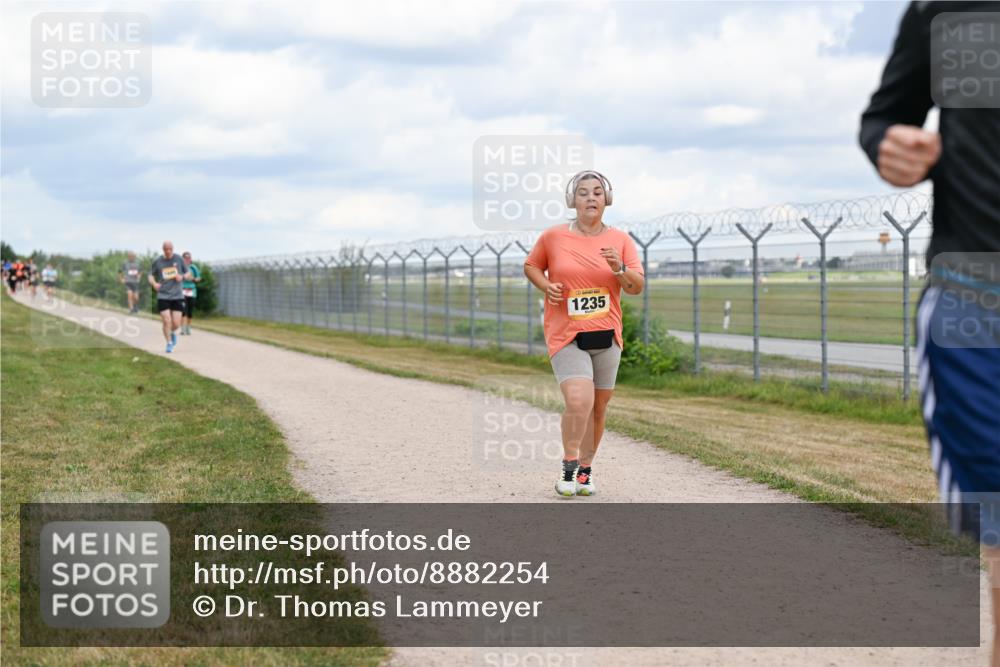 14.09.2025 - Airport Race Dr. Thomas Lammeyer http://msf.ph/oto/8882254 14.09.2025 12:34:47 Laufen 1235 meine-sportfotos.de
