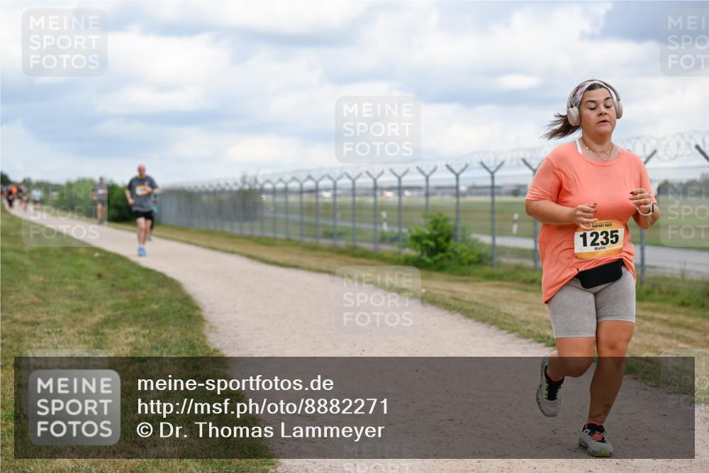 14.09.2025 - Airport Race Dr. Thomas Lammeyer http://msf.ph/oto/8882271 14.09.2025 12:34:48 Laufen 1235 meine-sportfotos.de