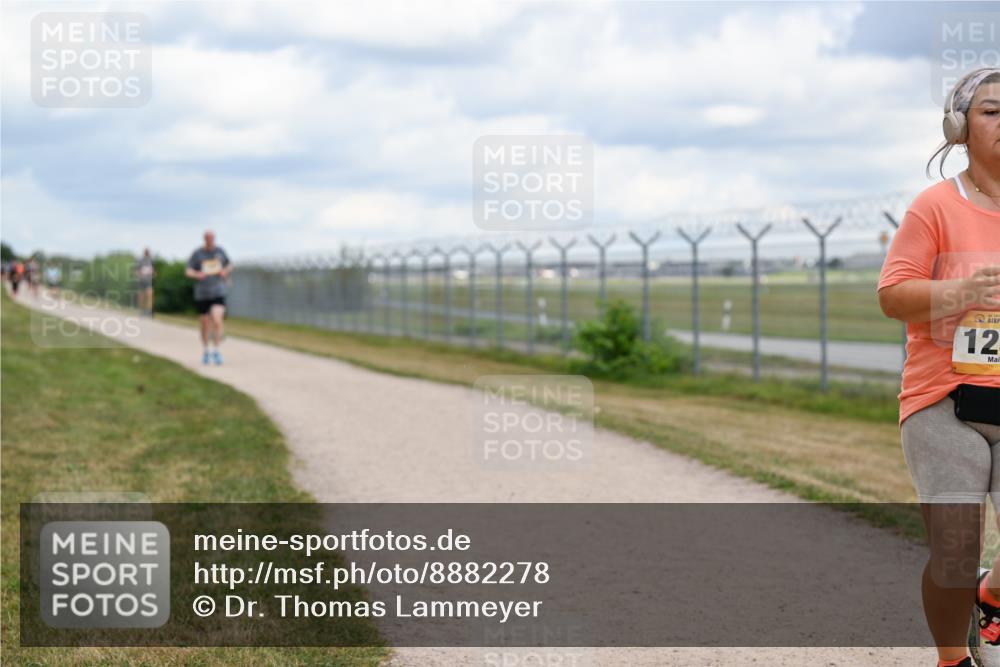 14.09.2025 - Airport Race Dr. Thomas Lammeyer http://msf.ph/oto/8882278 14.09.2025 12:34:49 Laufen 12 meine-sportfotos.de