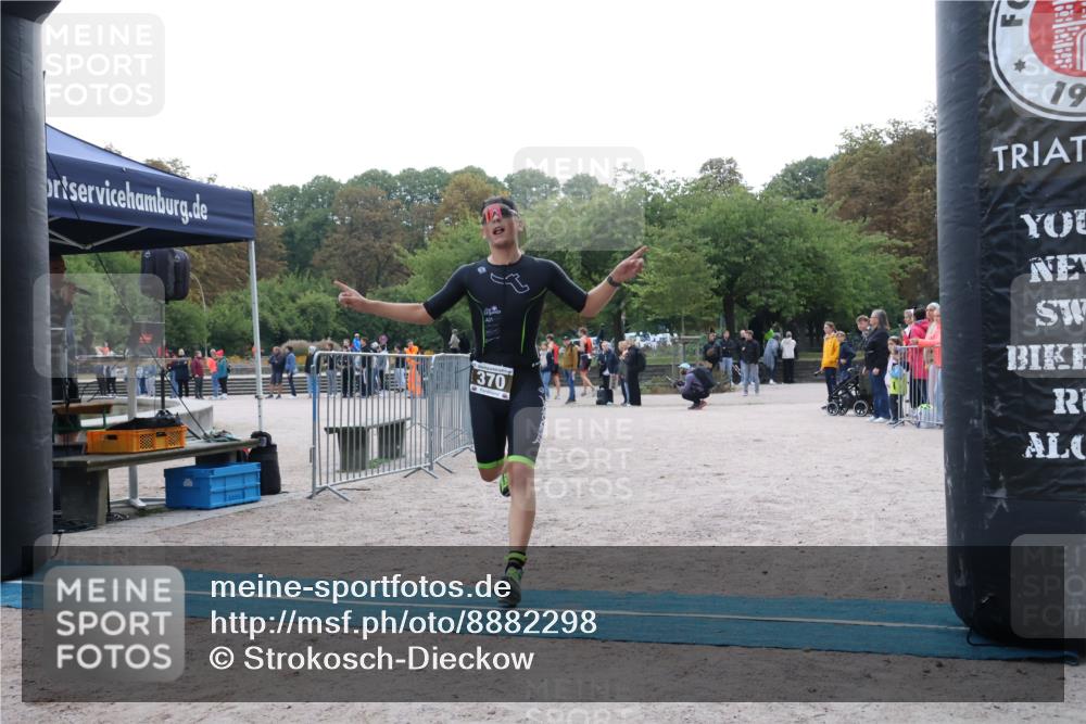 14.09.2025 - Stadtparktriathlon Strokosch-Dieckow http://msf.ph/oto/8882298 14.09.2025 09:46:23 Ziel 370 meine-sportfotos.de