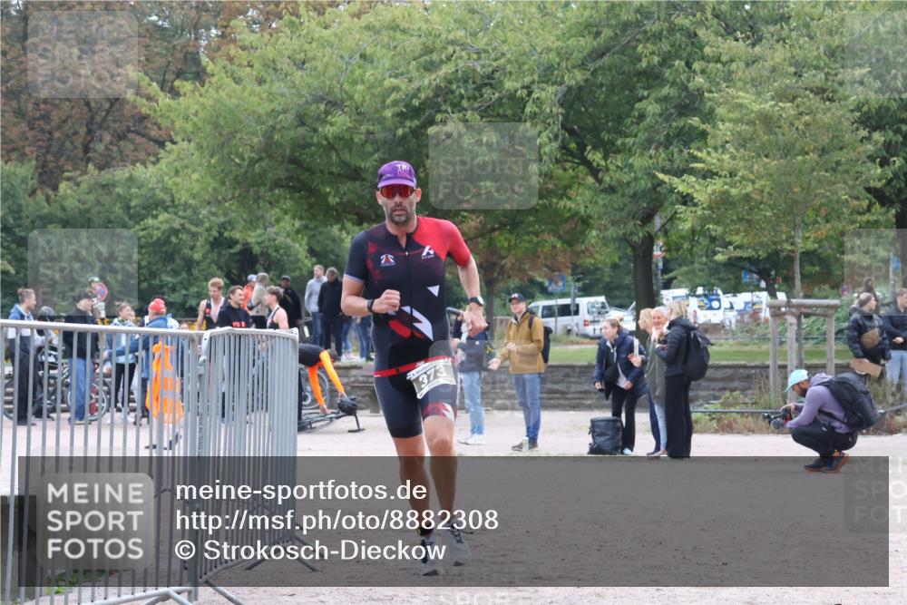 14.09.2025 - Stadtparktriathlon Strokosch-Dieckow http://msf.ph/oto/8882308 14.09.2025 09:46:38 Ziel 373 meine-sportfotos.de