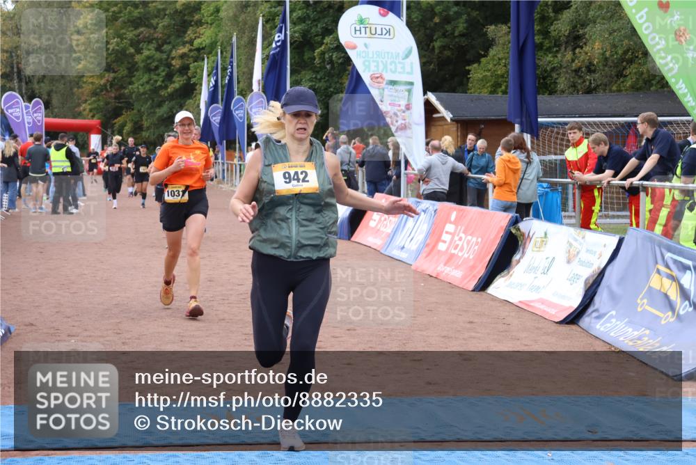 14.09.2025 - Airport Race Strokosch-Dieckow http://msf.ph/oto/8882335 14.09.2025 12:44:08 Ziel 90, 641, 742, 812, 927, 942, 1001, 1031, 1287, 1421, 1730, 1900, 2134 meine-sportfotos.de