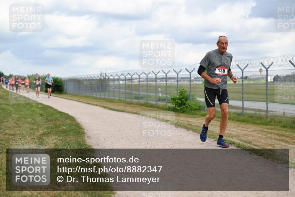 14.09.2025 - Airport Race Dr. Thomas Lammeyer http://msf.ph/oto/8882347 14.09.2025 12:35:06 Laufen 138 meine-sportfotos.de