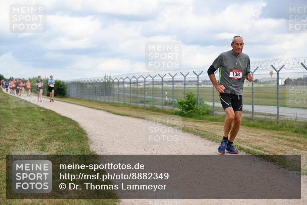 14.09.2025 - Airport Race Dr. Thomas Lammeyer http://msf.ph/oto/8882349 14.09.2025 12:35:07 Laufen 138 meine-sportfotos.de