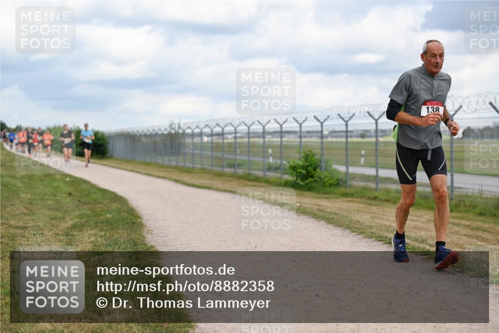 14.09.2025 - Airport Race Dr. Thomas Lammeyer http://msf.ph/oto/8882358 14.09.2025 12:35:07 Laufen 138 meine-sportfotos.de