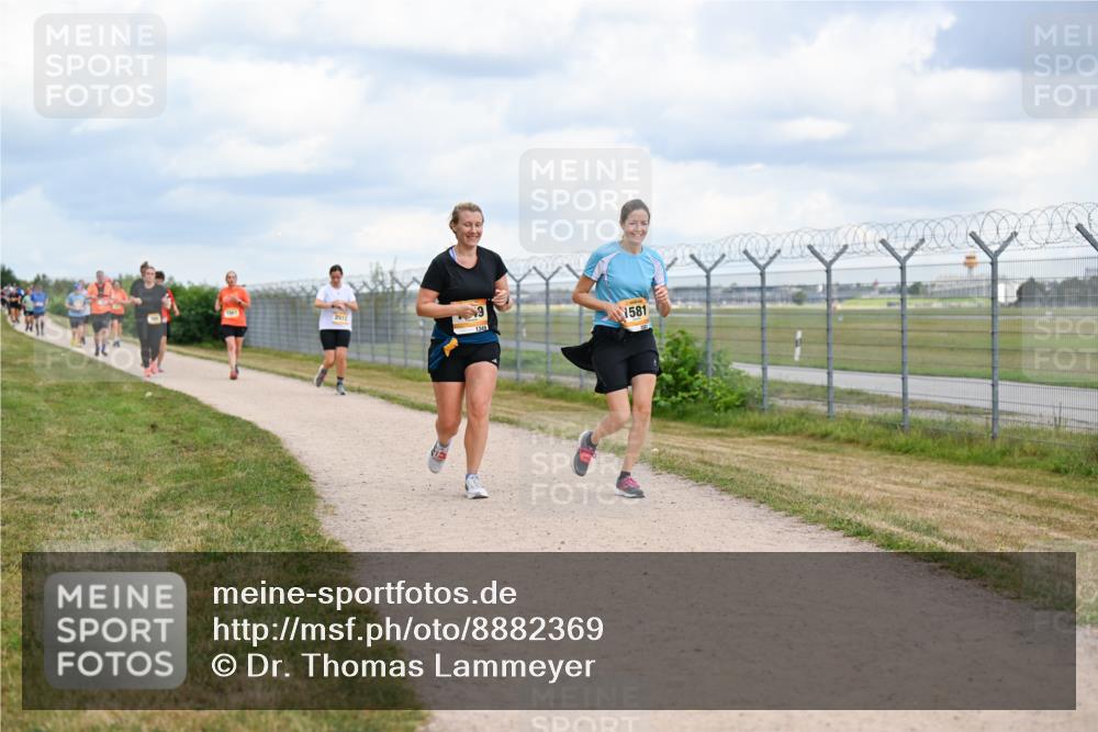 14.09.2025 - Airport Race Dr. Thomas Lammeyer http://msf.ph/oto/8882369 14.09.2025 12:35:17 Laufen 2013, 1581, 1349 meine-sportfotos.de