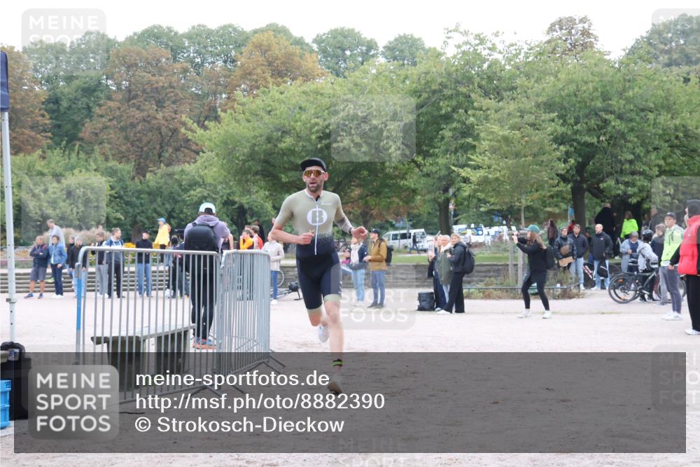 14.09.2025 - Stadtparktriathlon Strokosch-Dieckow http://msf.ph/oto/8882390 14.09.2025 09:47:32 Ziel 339, 354 meine-sportfotos.de