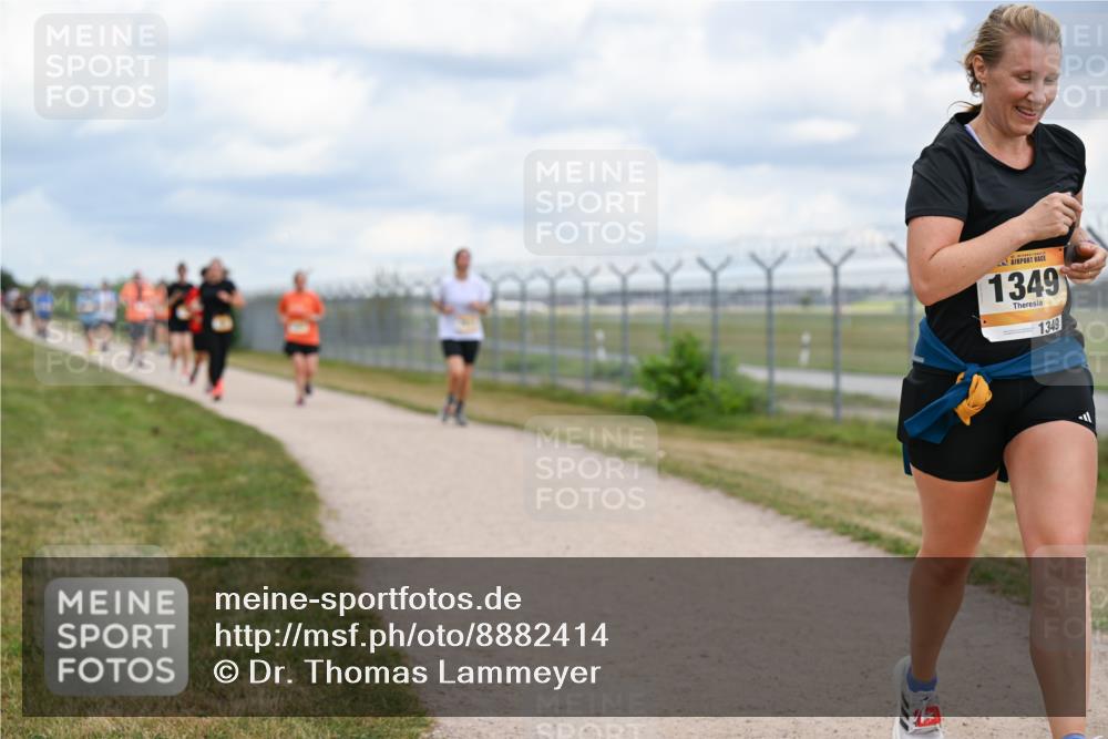 14.09.2025 - Airport Race Dr. Thomas Lammeyer http://msf.ph/oto/8882414 14.09.2025 12:35:20 Laufen 1349, 1349 meine-sportfotos.de