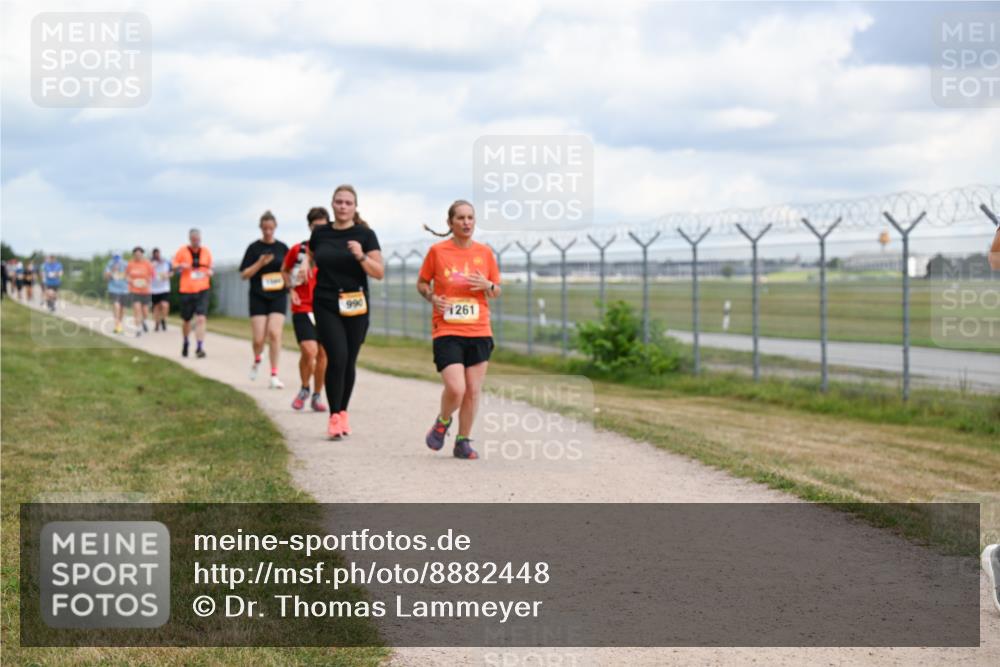 14.09.2025 - Airport Race Dr. Thomas Lammeyer http://msf.ph/oto/8882448 14.09.2025 12:35:25 Laufen 990, 1261 meine-sportfotos.de