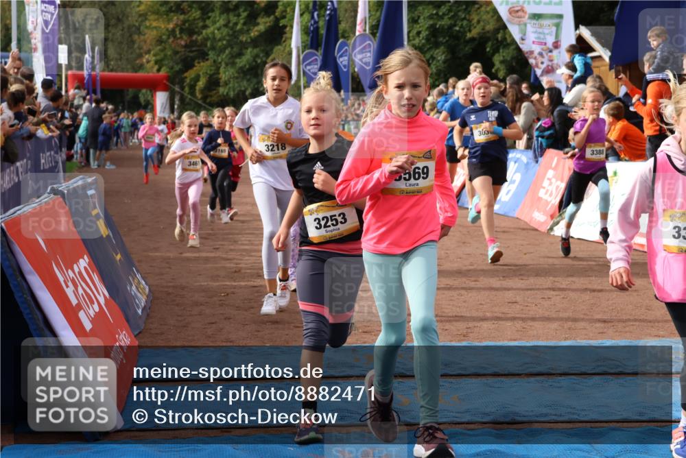 14.09.2025 - Airport Race Strokosch-Dieckow http://msf.ph/oto/8882471 14.09.2025 10:28:24 Ziel 3033, 3098, 3127, 3142, 3169, 3218, 3227, 3253, 3330, 3381, 3388, 3394, 3461, 3466, 3468, 3473, 3556, 3569, 3579, 5094 meine-sportfotos.de