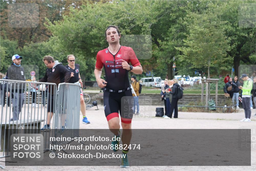 14.09.2025 - Stadtparktriathlon Strokosch-Dieckow http://msf.ph/oto/8882474 14.09.2025 09:48:30 Ziel 333, 375 meine-sportfotos.de