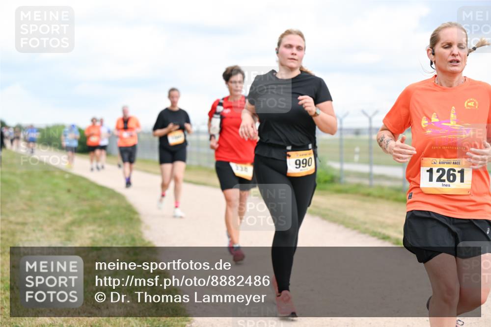 14.09.2025 - Airport Race Dr. Thomas Lammeyer http://msf.ph/oto/8882486 14.09.2025 12:35:28 Laufen 990, 336, 1261 meine-sportfotos.de