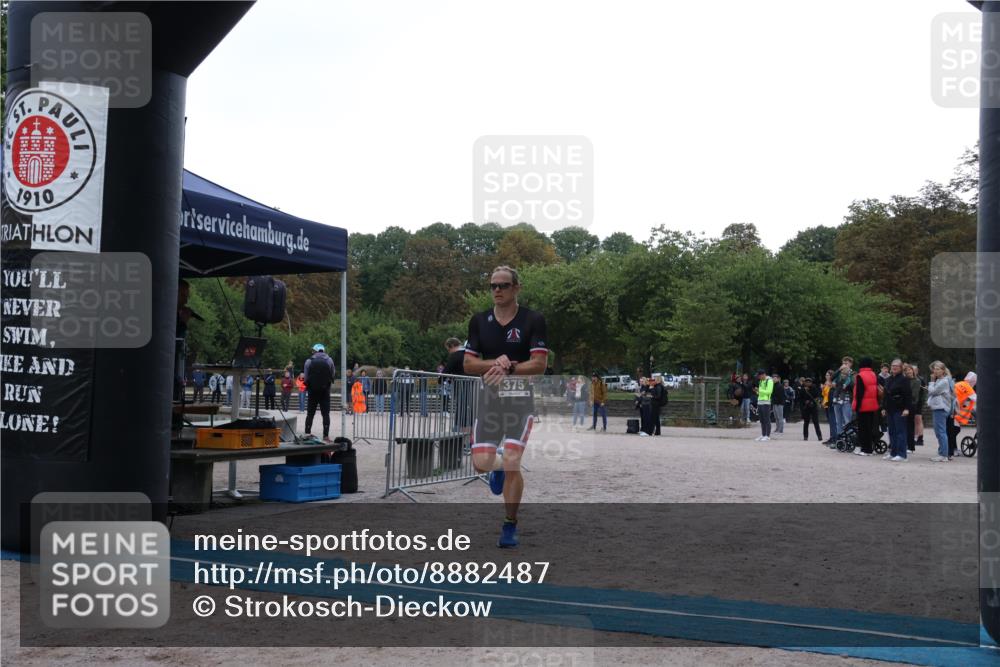14.09.2025 - Stadtparktriathlon Strokosch-Dieckow http://msf.ph/oto/8882487 14.09.2025 09:48:33 Ziel 333, 375 meine-sportfotos.de