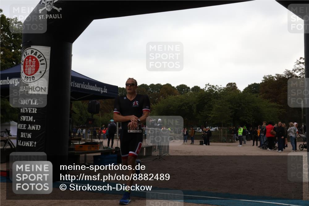 14.09.2025 - Stadtparktriathlon Strokosch-Dieckow http://msf.ph/oto/8882489 14.09.2025 09:48:33 Ziel 333, 375 meine-sportfotos.de