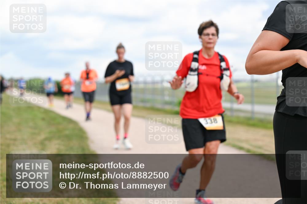 14.09.2025 - Airport Race Dr. Thomas Lammeyer http://msf.ph/oto/8882500 14.09.2025 12:35:29 Laufen 338 meine-sportfotos.de