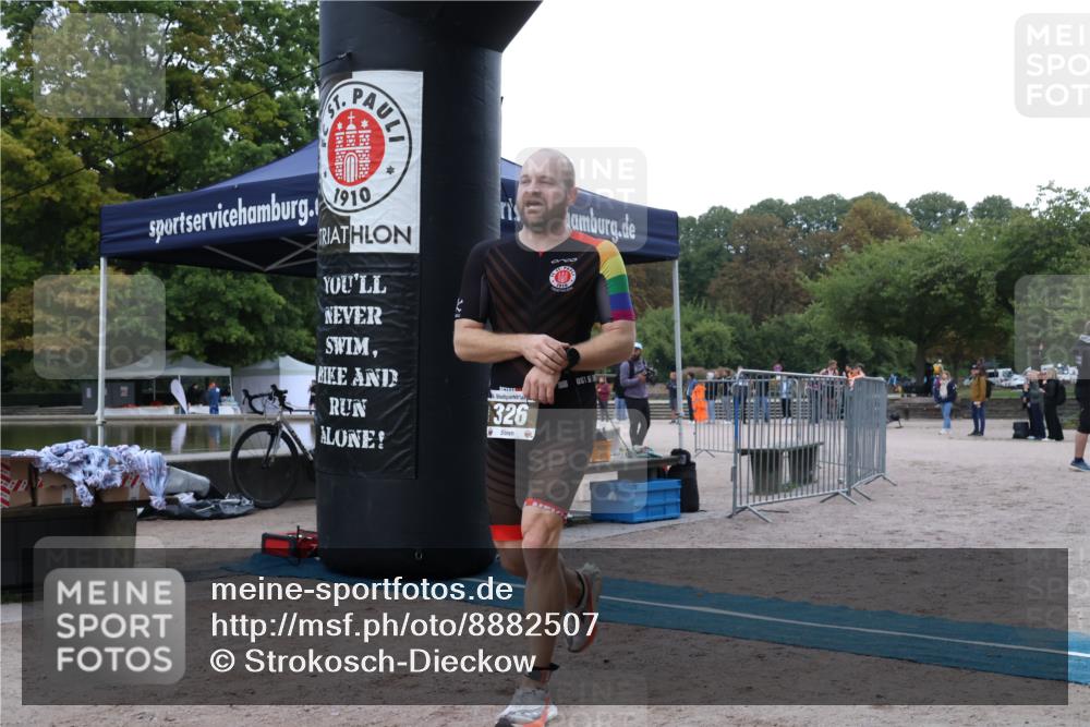 14.09.2025 - Stadtparktriathlon Strokosch-Dieckow http://msf.ph/oto/8882507 14.09.2025 09:48:50 Ziel 326 meine-sportfotos.de